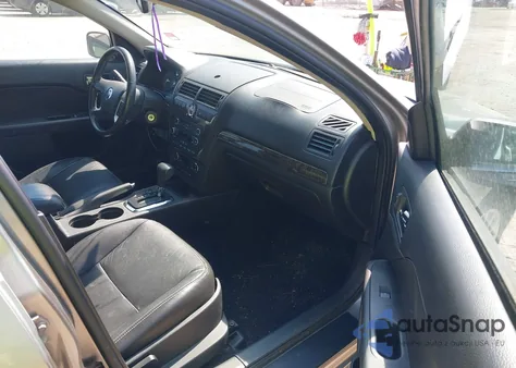 2009 Mercury Milan V6 Premier z USA, uszkodzony, nr VIN 3MEHM02159R622893